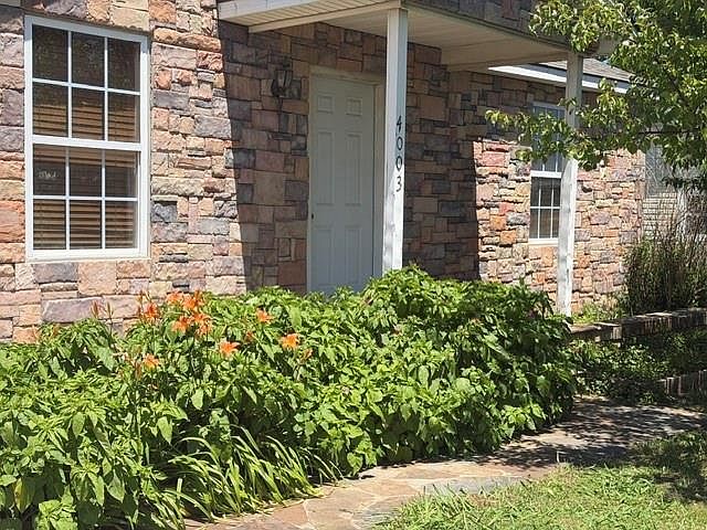 1st image of 4003 SE 9th St