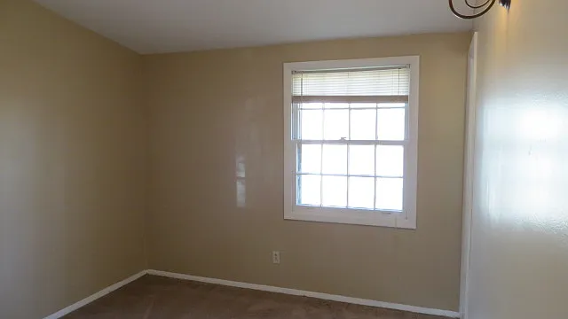 117 Glenrose Cir SW — Photo 9