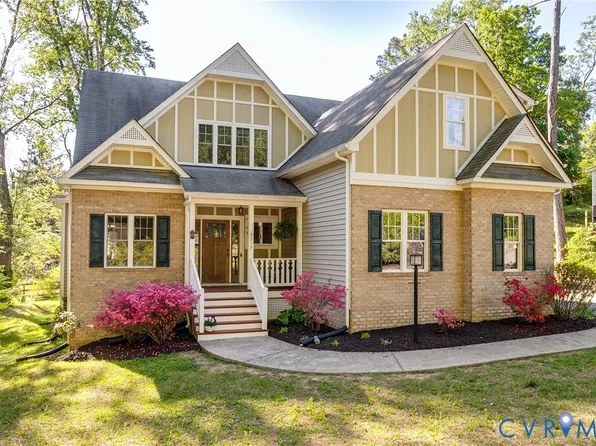 2719 Mohawk Dr, North Chesterfield, VA 23235