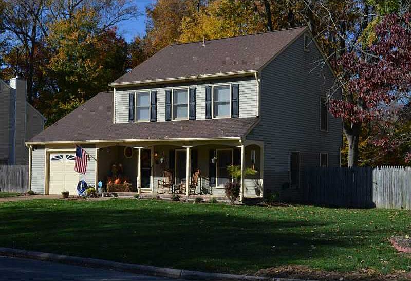 1st image of 173 Sir Arthur Ct