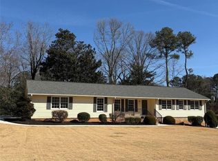 301 E Valley Dr, Marietta, GA 30068