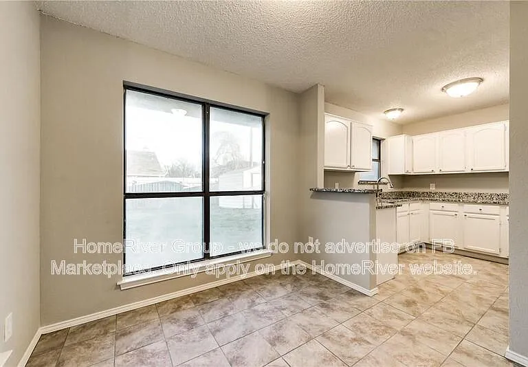 212 Boardwalk St — Photo 5
