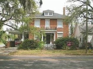 1002 E 37th St, Savannah, GA 31401