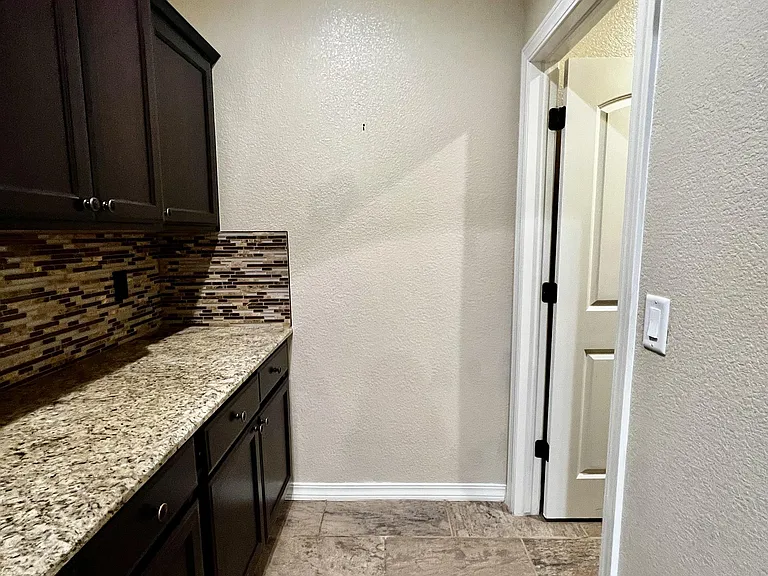 14356 George Campbell Ct — Photo 31