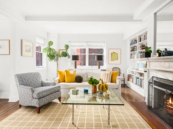 51 5th Avenue image 1 of 11