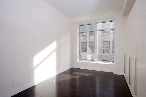 Sold by Luiman Real Estate | media 26