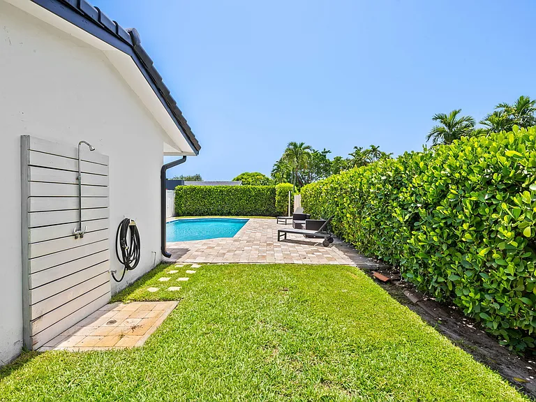 5122 Cleveland St — Photo 5