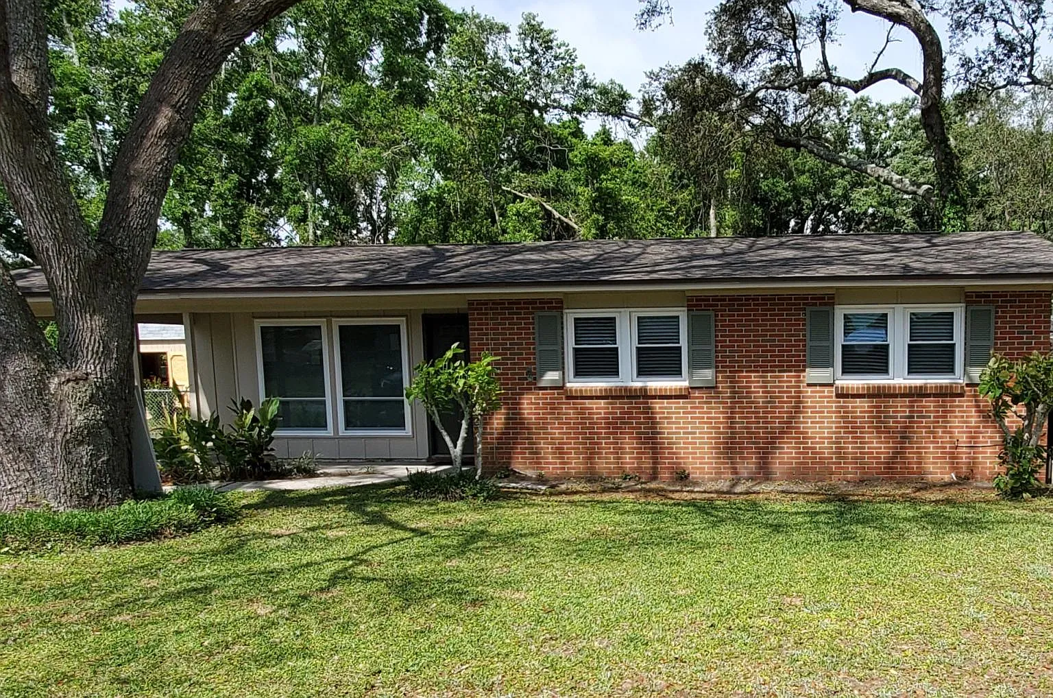 6011 Audubon Dr — Photo 1