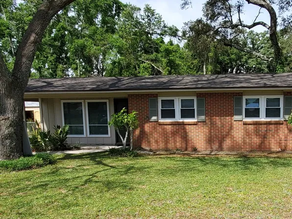 6011 Audubon Dr, Pensacola, FL 32504