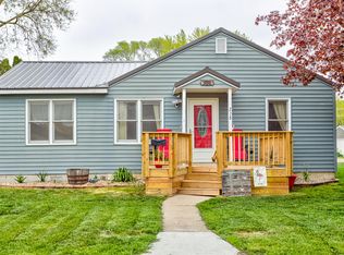 215 M Ave, Nevada, IA 50201