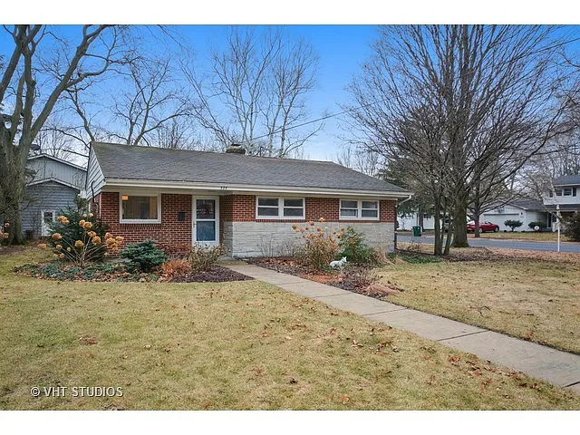 525 McKinley St photo 1