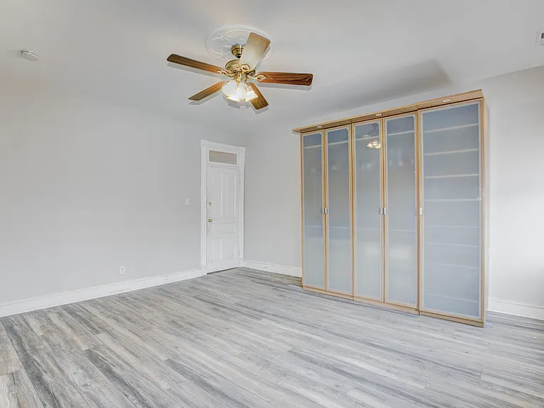317 Elm St NW — Photo 11