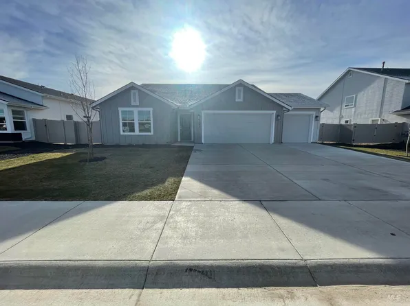 1977 Carlow St, Middleton, ID 83644