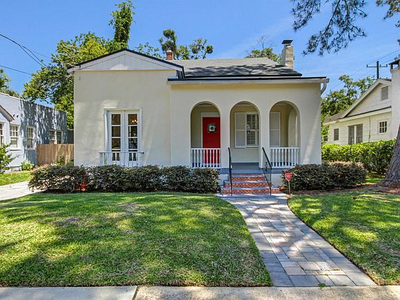 2nd image of 1229 Challen Ave