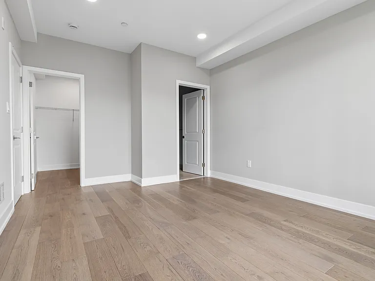 1111 S 24th St #103 — Photo 22