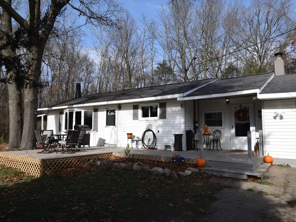 430 Buck Rd, Coldwater, MI 49036