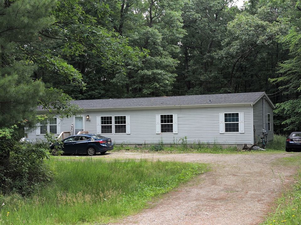 2nd image of 1916 N Peterson Rd