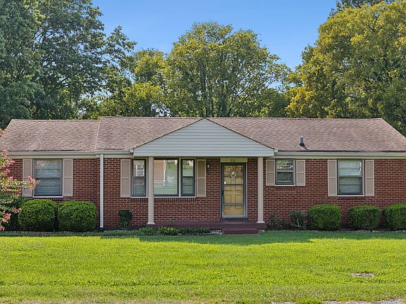 2nd image of 212 Wilowen Dr