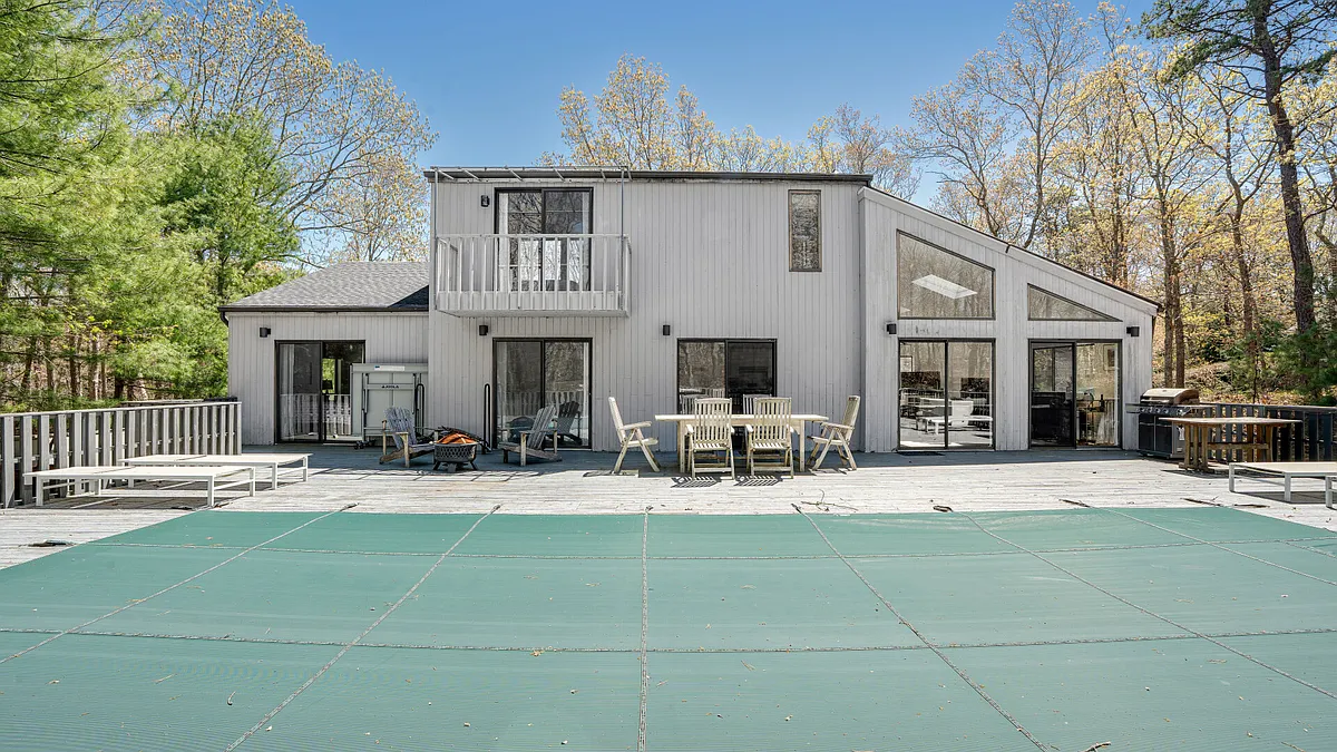 Building Photo - 16 Red Fox Ln