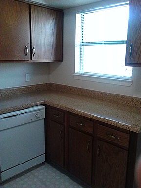 4th image of 1815 Westminster St APT 105