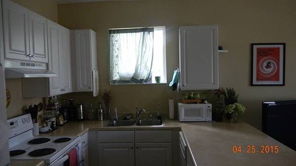 2nd image of 2113 Acklen Ave APT F