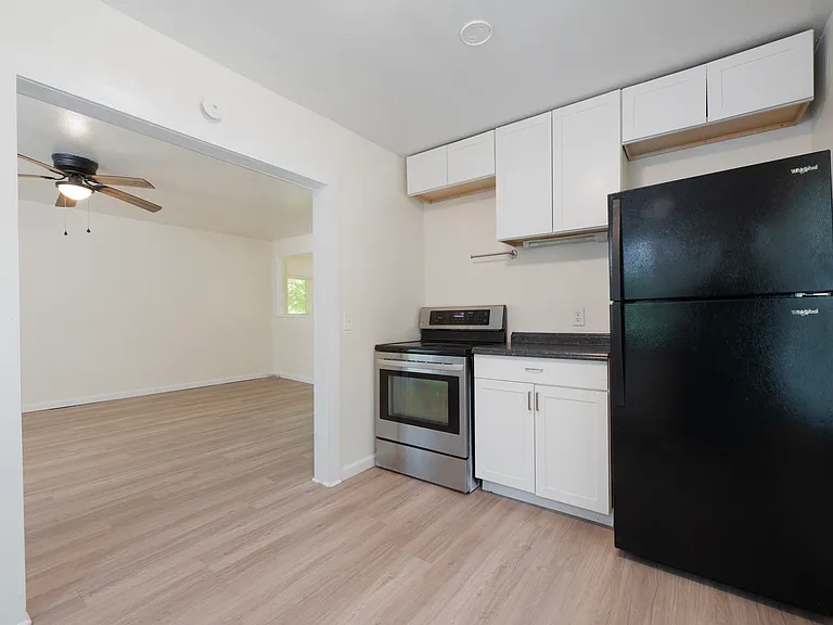 806 N Union Ave — Photo 10