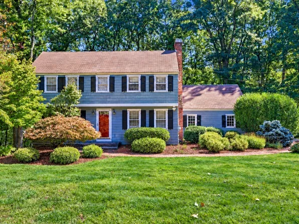 41 Amble Rd, Chelmsford, MA 01824