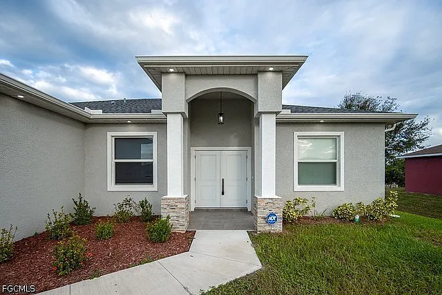 3 bed, 2.0 bath, 1723 sqft, $2,000 — Photo 4