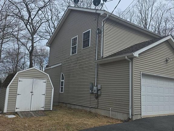 2nd image of 116 Gap View Rd