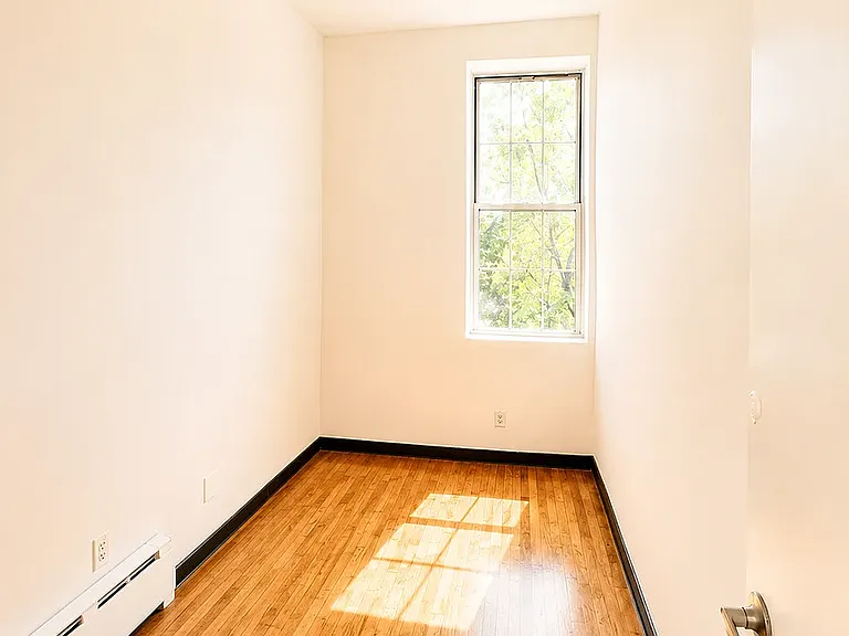 1920 Harman St #210 — Photo 10
