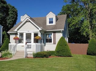 315 S Weston Ave, Elgin, IL 60123
