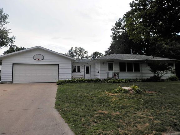 2nd image of 110 Valley Dr