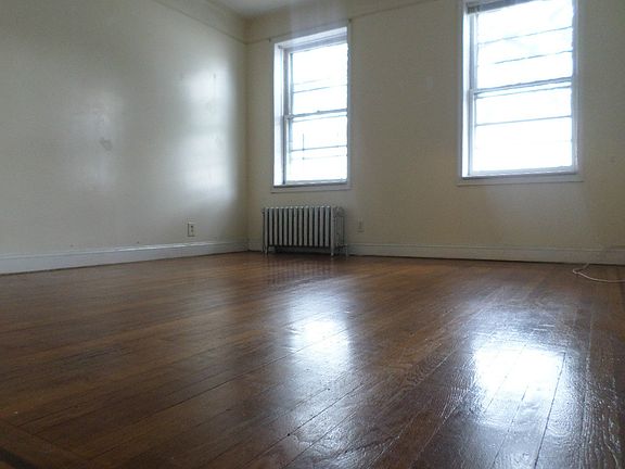 3rd image of 7115 65th St #A6