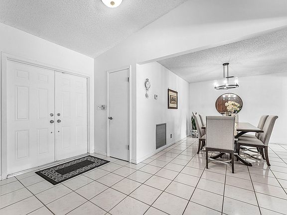 5th image of 1217 NW 111TH Way