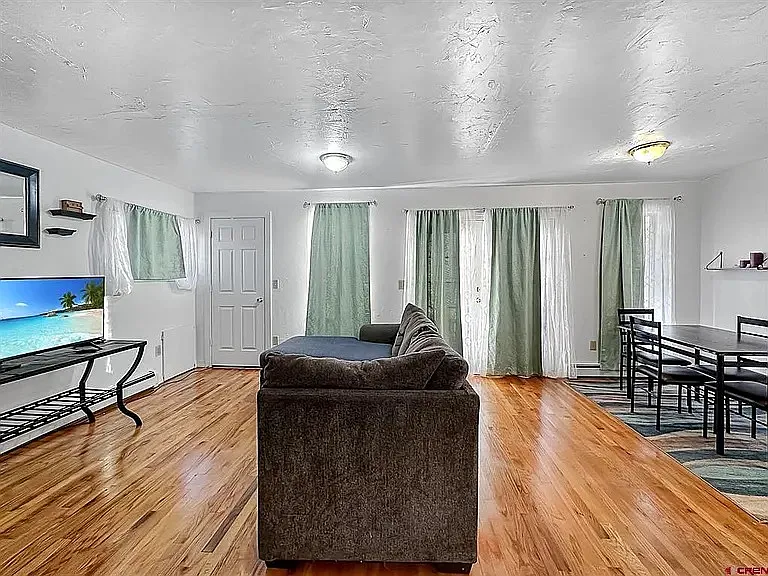 201 Box Elder Ave #3 — Photo 4