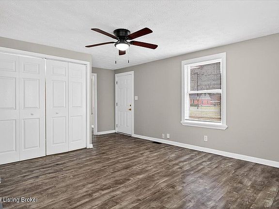 3rd image of 4313 Dover Rd