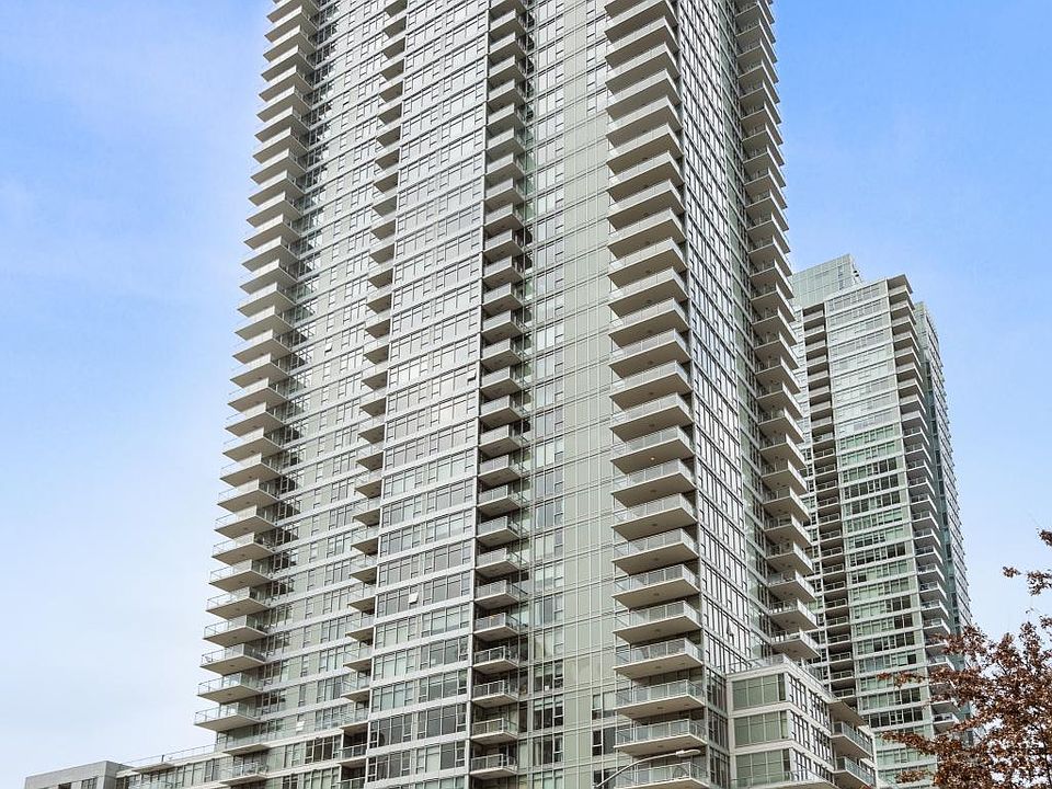 Insignia - South Tower