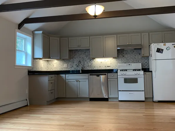 85 Harvey St APT 1, Cambridge, MA 02140