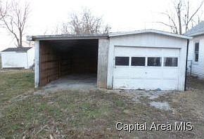4th image of 722 E Jackson St