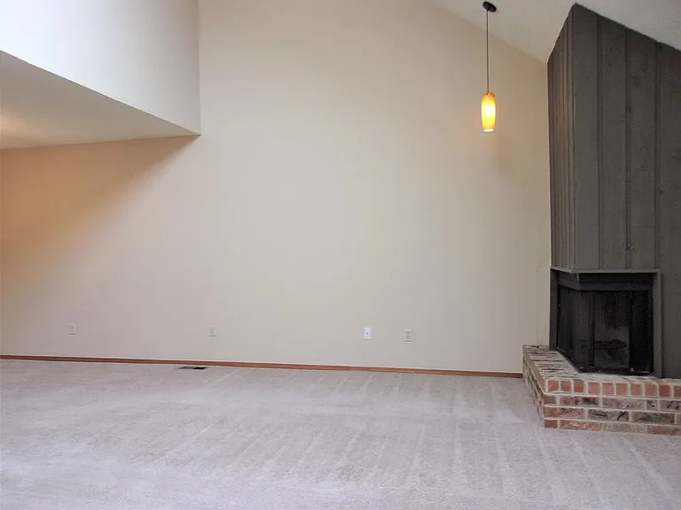 TJ 12 - FFG 8911 8913 — Photo 3