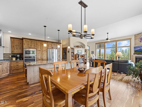 4th image of 880 GCR 86