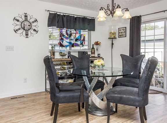 4th image of 4102 Blendon Point Dr