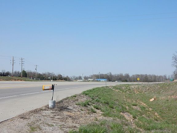 5th image of 10594 Highway 67 S