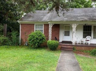 1104 Cedrow Dr, High Point, NC 27260