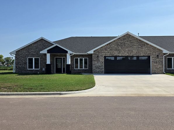 961 Thomas Dr