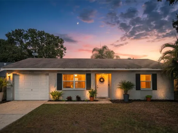 1922 Hudson Ct, Oldsmar, FL 34677