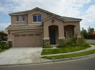 3012 Red Cedar Trl, Hemet, CA 92545