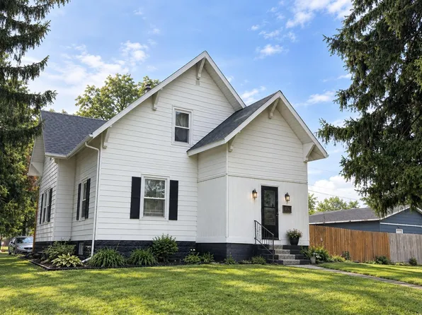 306 4th St, Boxholm, IA 50040
