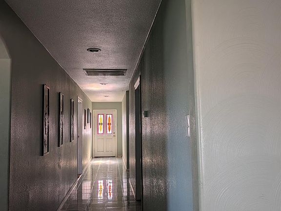 2nd image of 406 Manor Ave