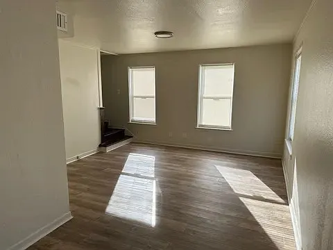 2 bed, 980 sqft, $975 — Photo 4
